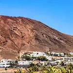 Villa Mediterranea Con Piscina Privada Y Aire Acondicionado En Playa Blanca - Es-175-51