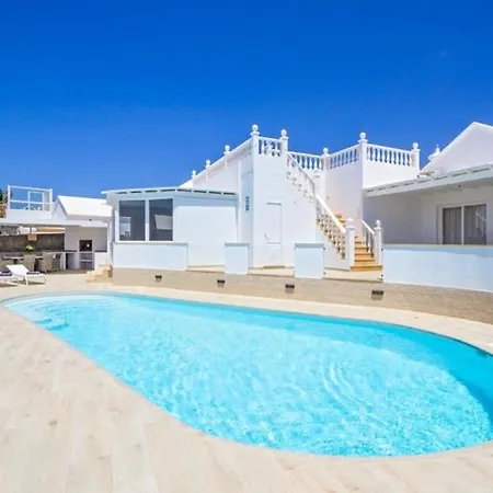 Willa Mediterranea Con Piscina Privada Y Aire Acondicionado En Playa Blanca - Es-175-51 *