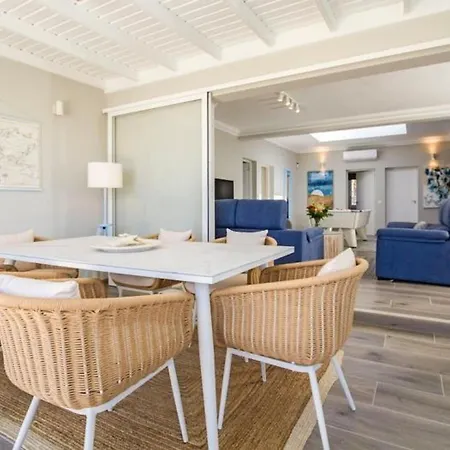 Mediterranea Con Piscina Privada Y Aire Acondicionado En Playa Blanca - Es-175-51 *